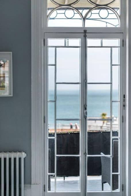 The Wellington: Two Bedroom Apartment With Balcony And Sea Views Ramsgate Exterior foto