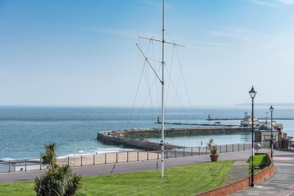 The Wellington: Two Bedroom Apartment With Balcony And Sea Views Ramsgate Exterior foto